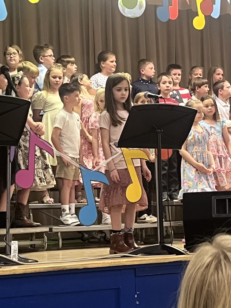 Great job to our 2nd graders on their spring play, “We Are a Small Part of the World!” 🌍🎭🚀