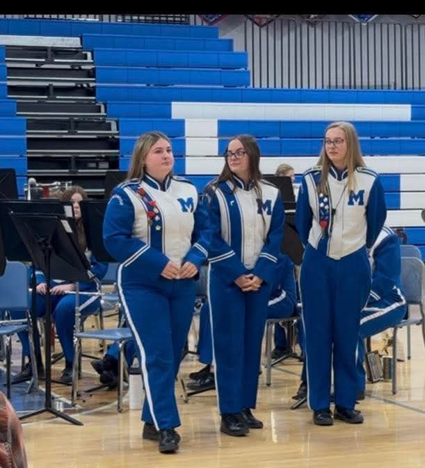 🎶 On April 29th, the Maplewood Bands took the stage for an incredible evening of music! Audiences enjoyed performances from the Jazz Band, 7th Grade Band, 8th Grade Band, and High School Band. The night wrapped up with an exciting mass band finale performance of “Junk Funk!” bringing all the musicians together for an unforgettable finish! 🎷🥁🎺🎵