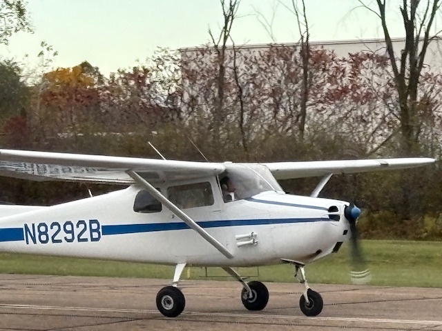 Luke flying a Cessna 172 tail number N8292B solo