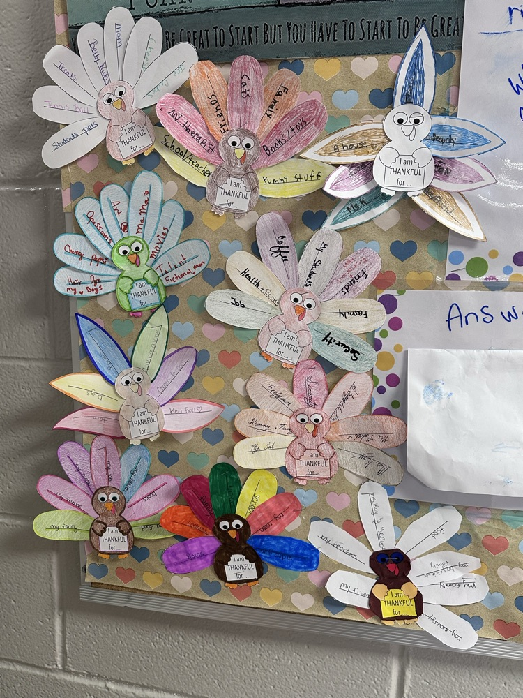 Ms. Kay’s class made Thankful turkeys on Monday to help tie into the Aim lesson. 