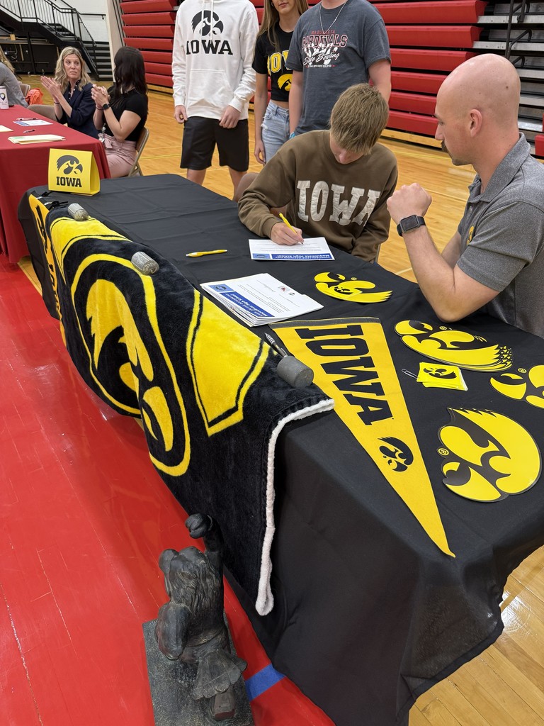 U of I Signing