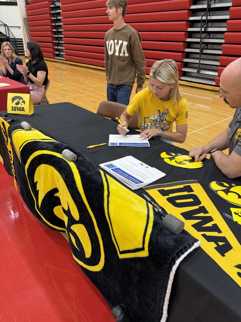 U of I Signing