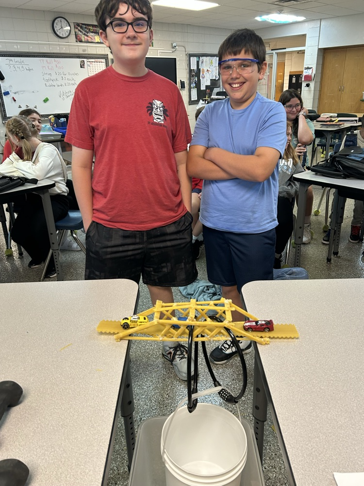 Testing Bridges - Tied for 4th holding 4 pounds.