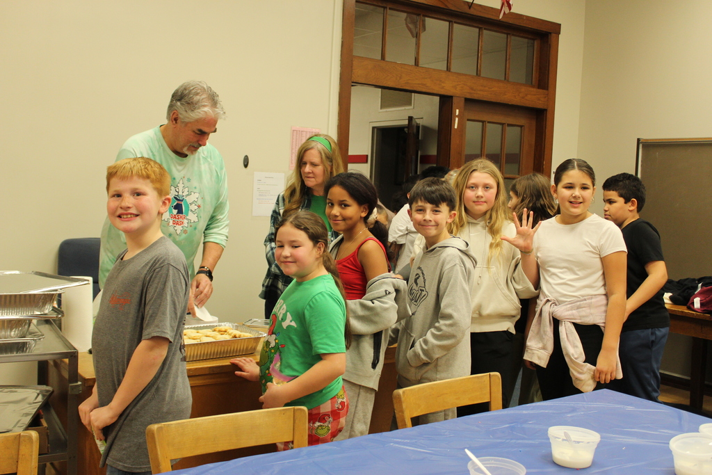 Students lined up for cookies 