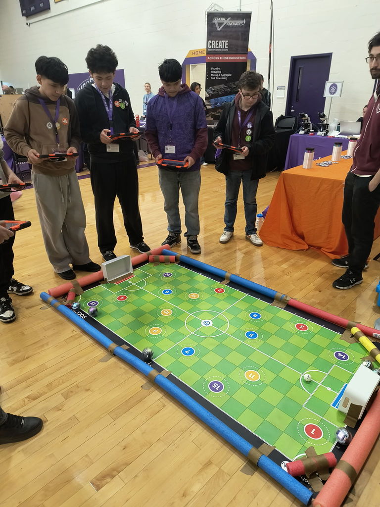 Students visiting McHenry County College