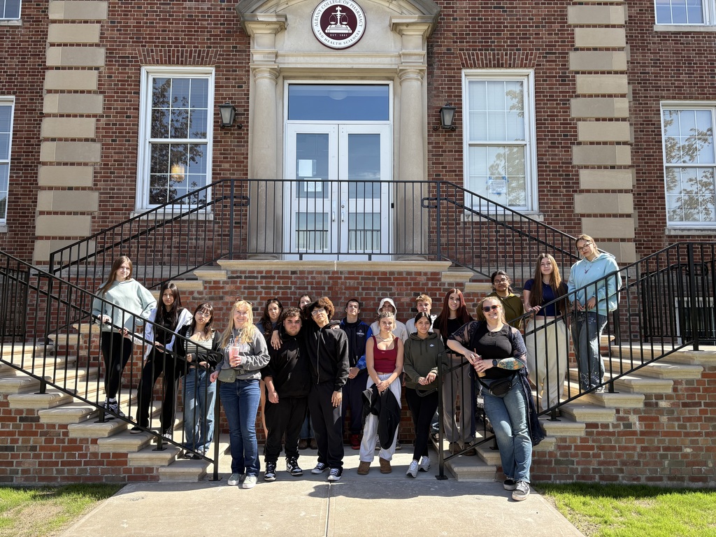 Group photo of students who attended the Albany field trip to colleges.