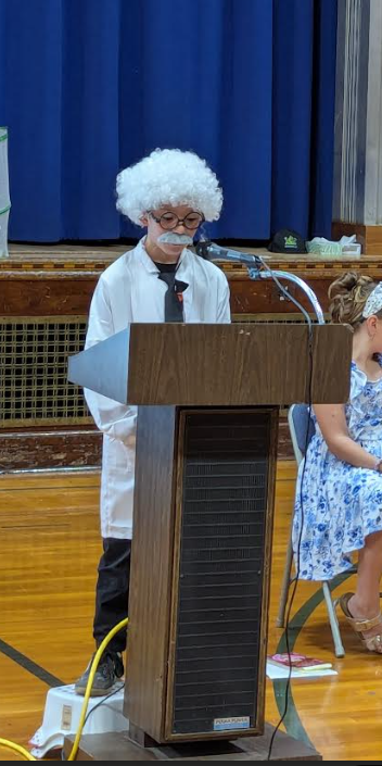 Student presenting as Albert Einstein.