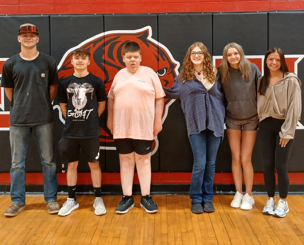 Prom queen and king candidates