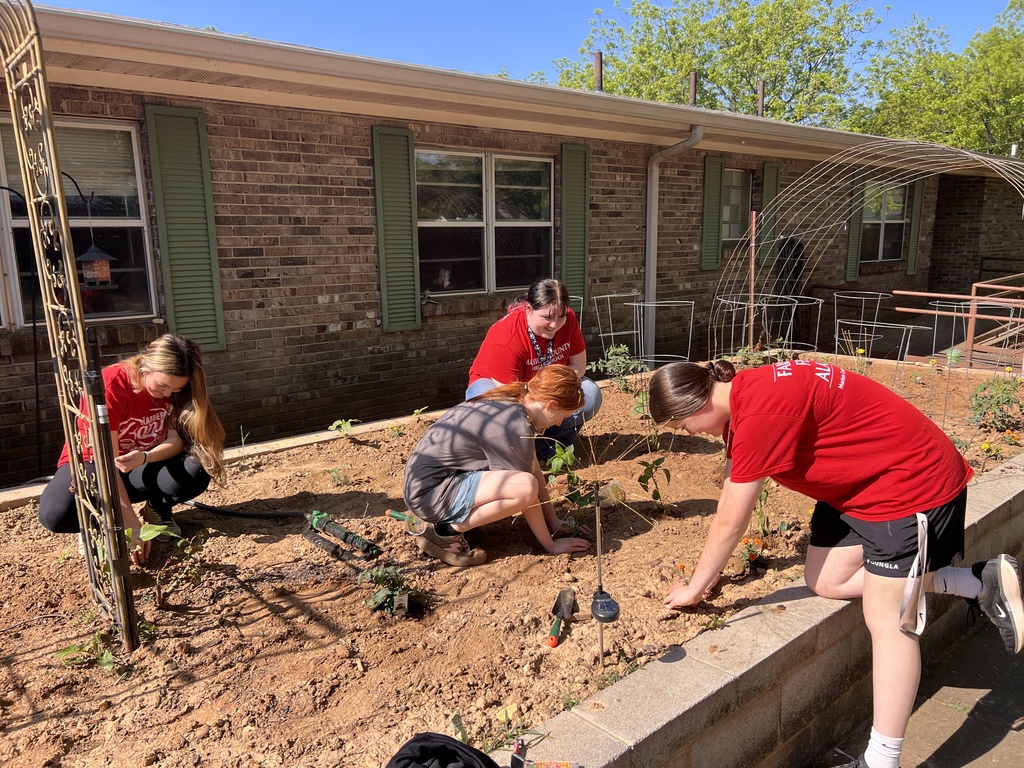 students gardening