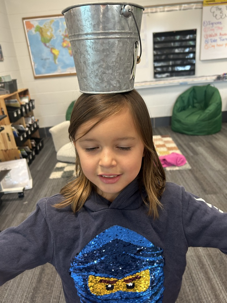 balancing pail