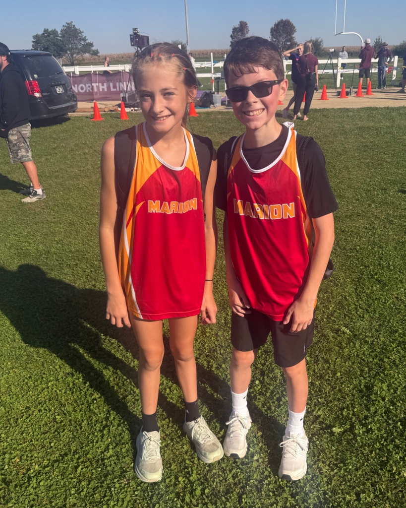 VMS Cross Country North Linn Meet Runners Posing After Race