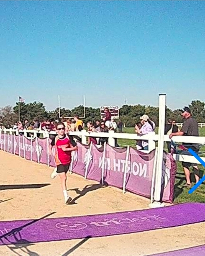 VMS Cross Country North Linn Meet Runner Finishing