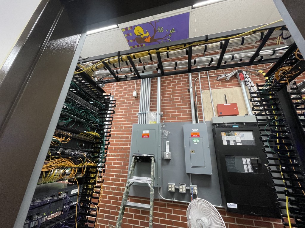 The rewired downstairs server room.