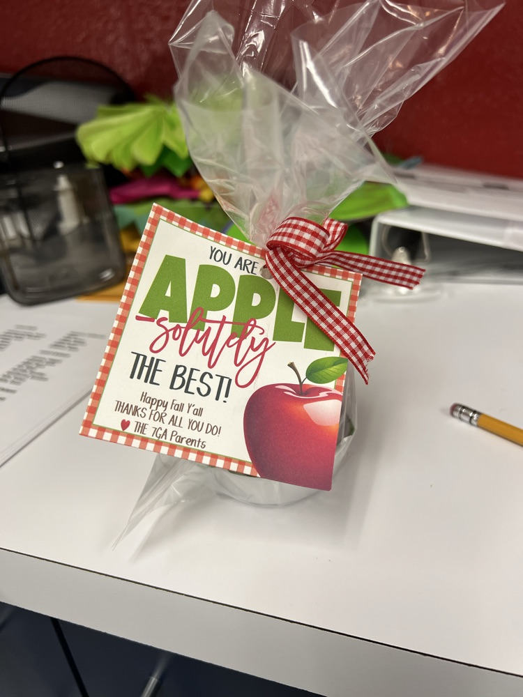 APPLE