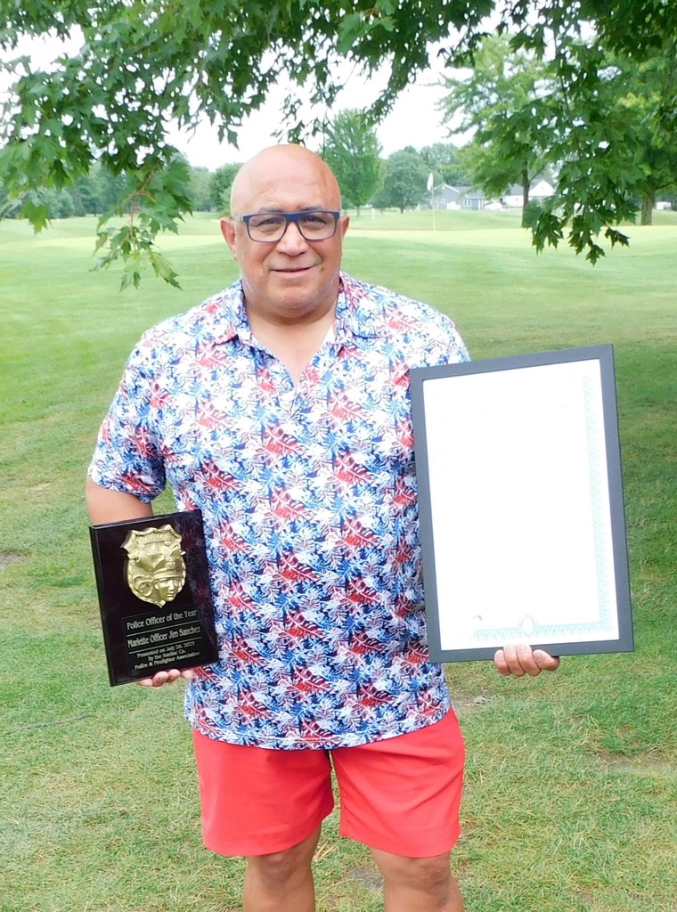 Officer Sanchez Wins an Award