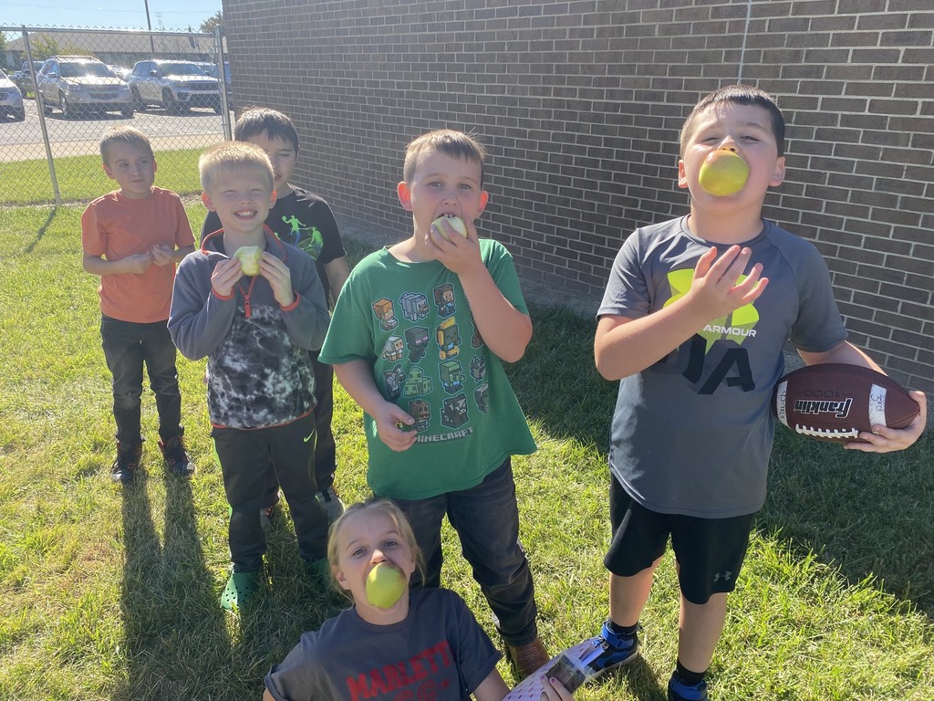 Apple Crunch Day