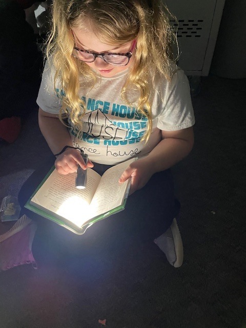 Flashlight reading