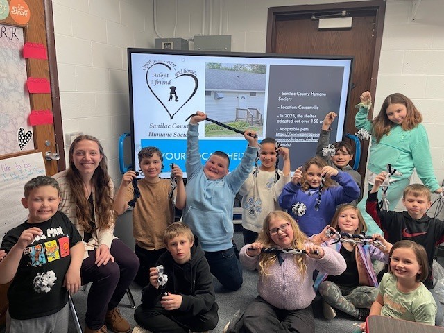 Mrs. Lundell's class making toys for animals