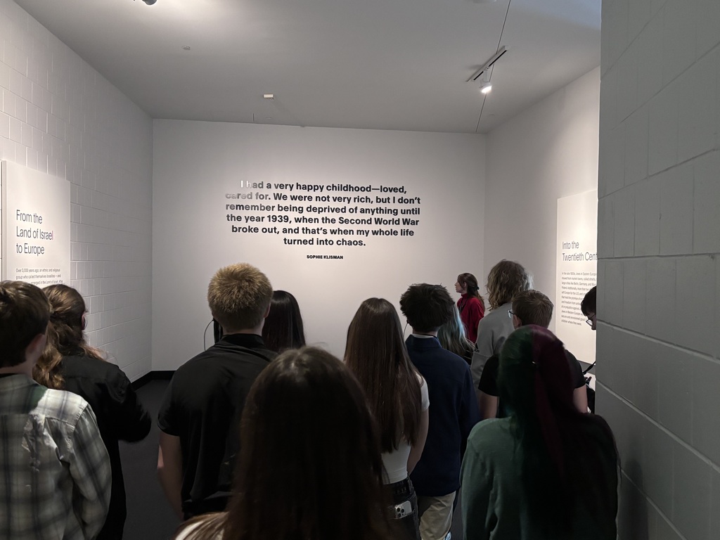 9th graders at the museum