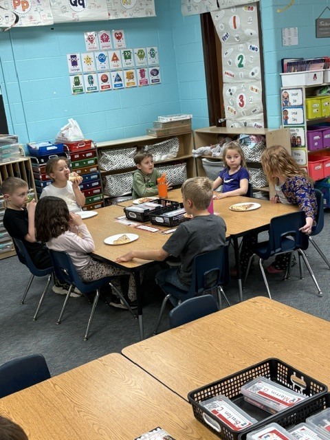 Mrs. Laursen's class earned pizza