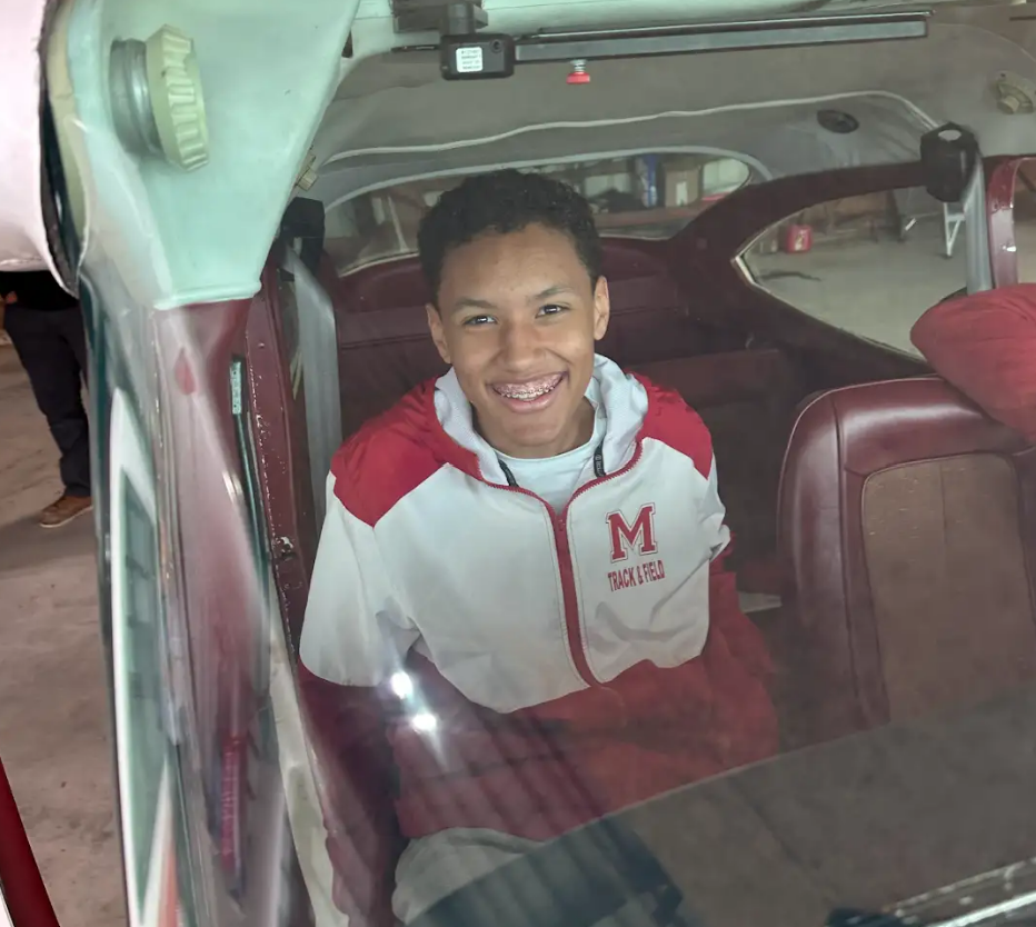 Field Trip to aviation center