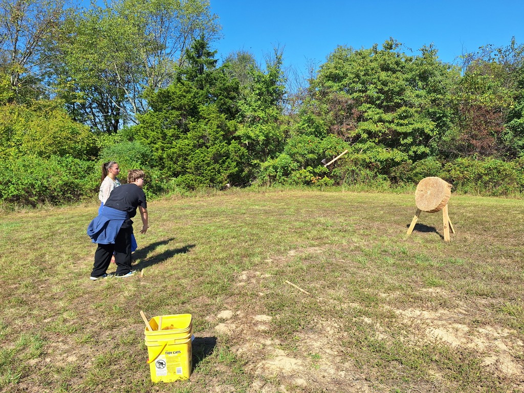 Tomahawk throwing