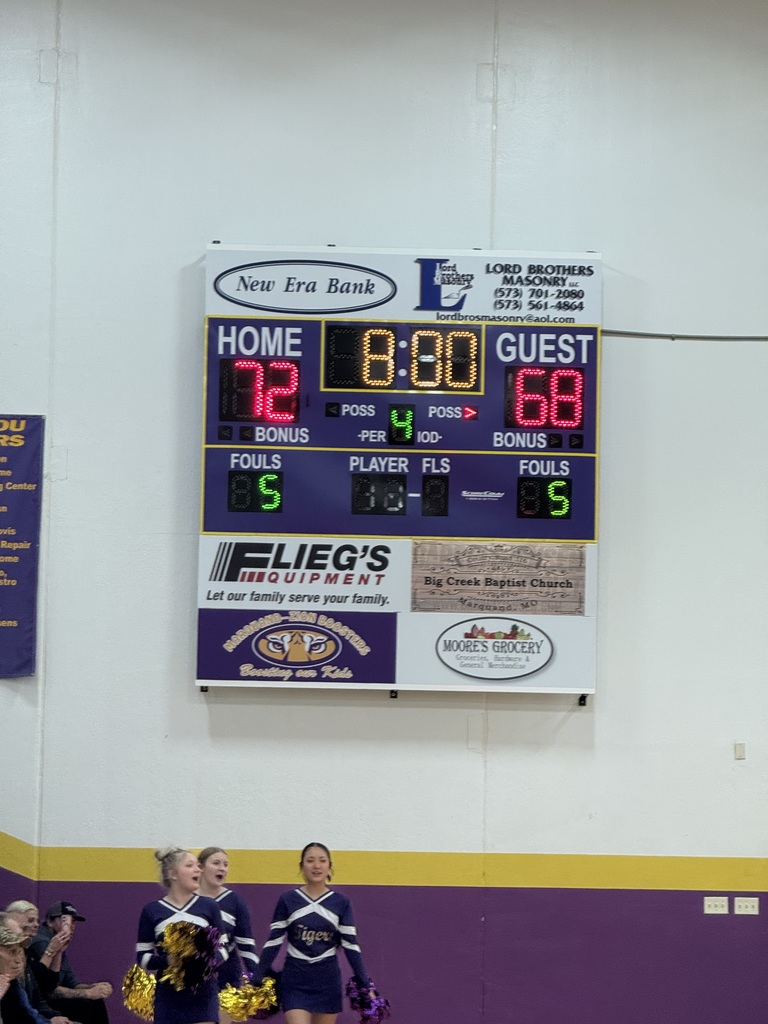 Marquand beats Naylor in basketball action 72-68