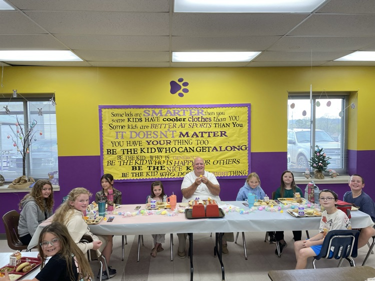 Third Quarter Elementary Scholars having lunch with the Principal .