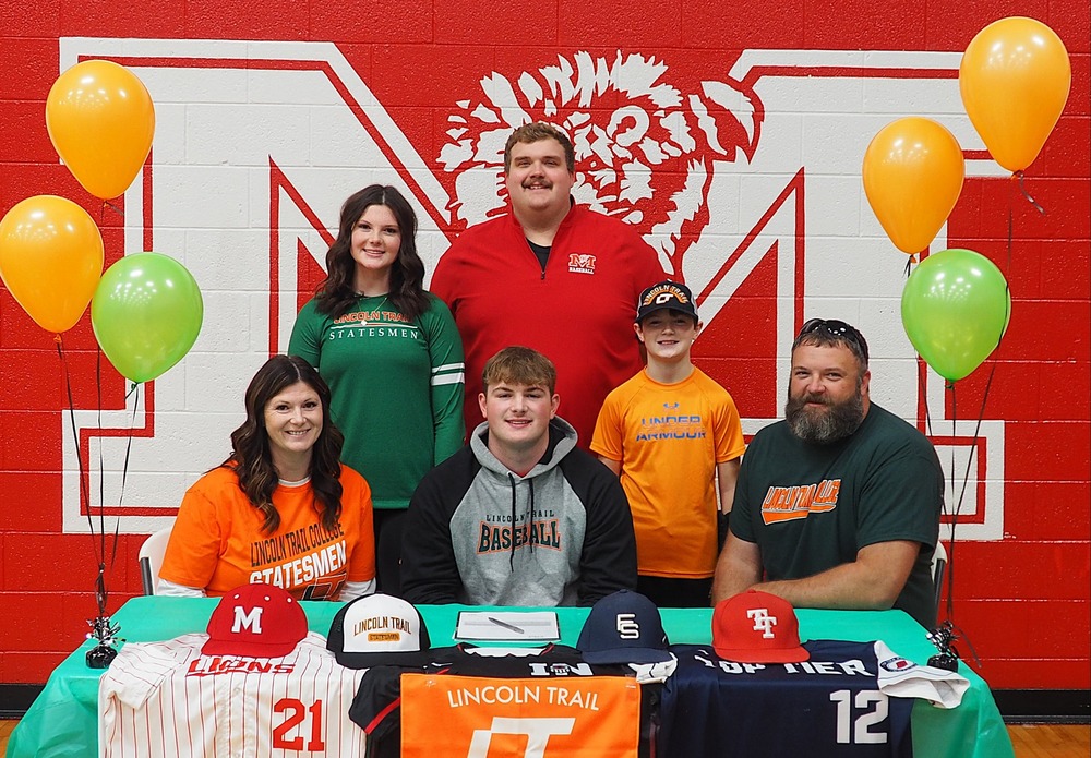 Garrett Pugh signs letter of intent