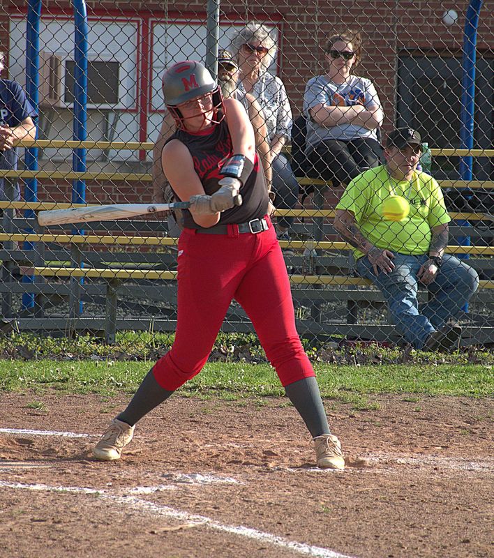 Raegyn Kent singles to load the bases against Tri-County