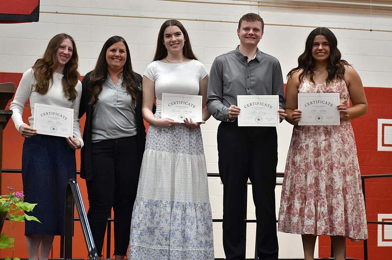 35 Clark County 4-H Foundation Scholarship - Adeline Ross, Emmaline Smitley, Lane Perry, & Ella Mattas