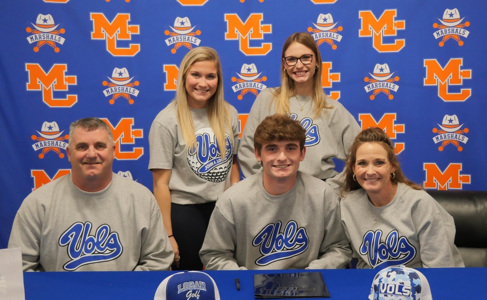 Ryan Stokes signs with John A. Logan College golf