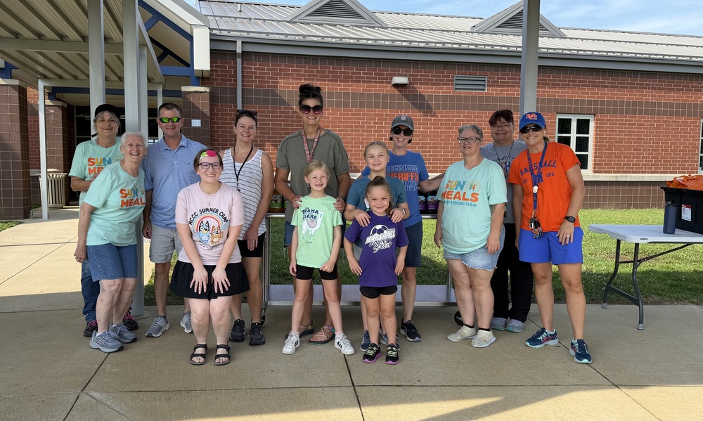 SMMS summer feeding team
