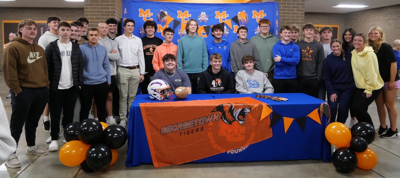 Kam Brown signs with Georgetown College Football