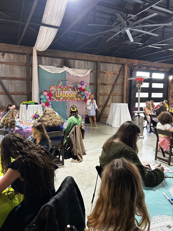 Benton Mayor Rita Dotson speaks to Female Leadership Forum attendees