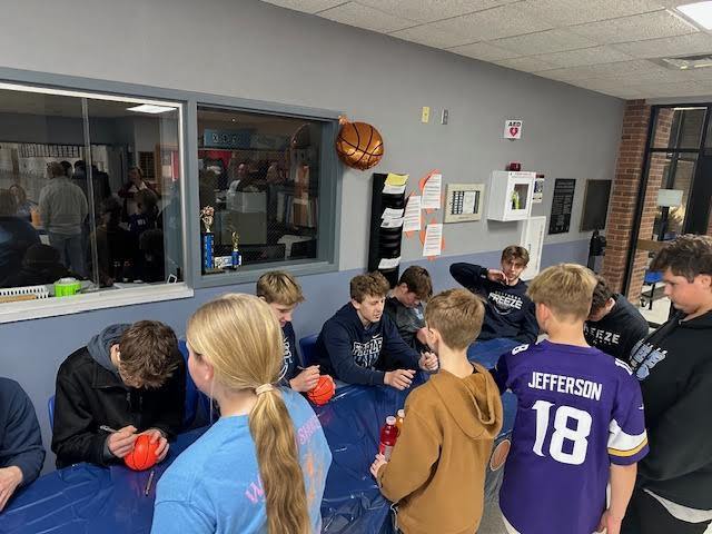 Meet the Freeze Pictures from Monday, November 24 - Thank you to everyone that came out to support these athletes and for supporting After Prom!!  Good luck to everyone this basketball season! 