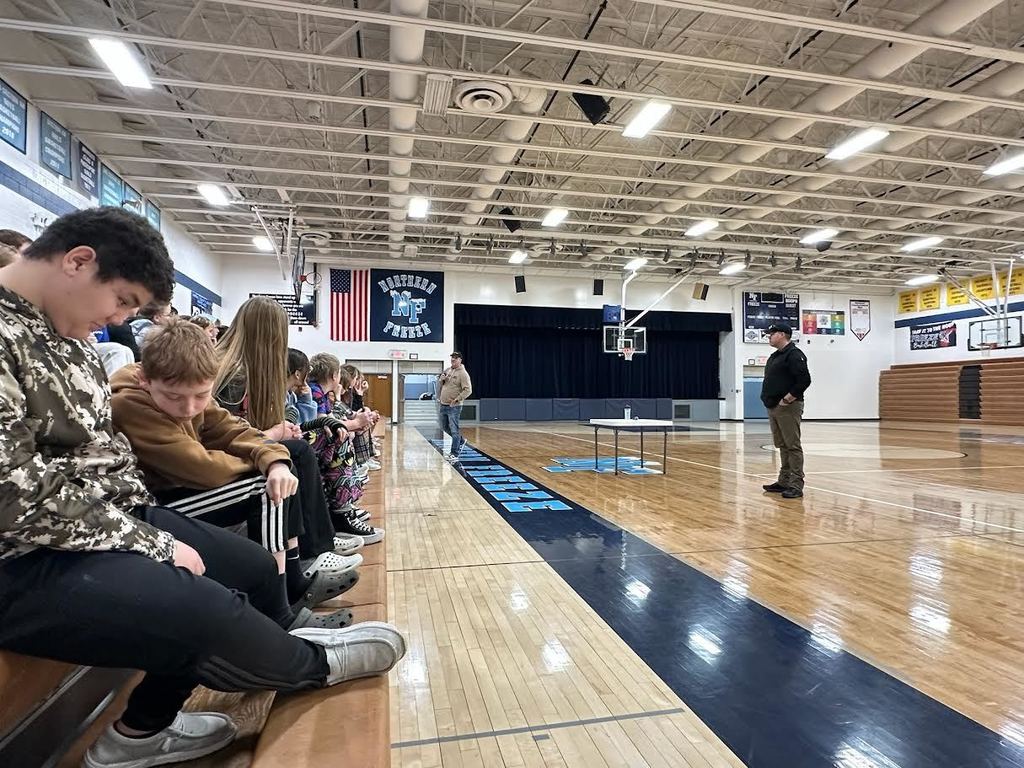 Marshall County Deputy David Erickson and Sergeant Mark Ellerbusch presented to our 5th-8th graders today on internet and social media safety.