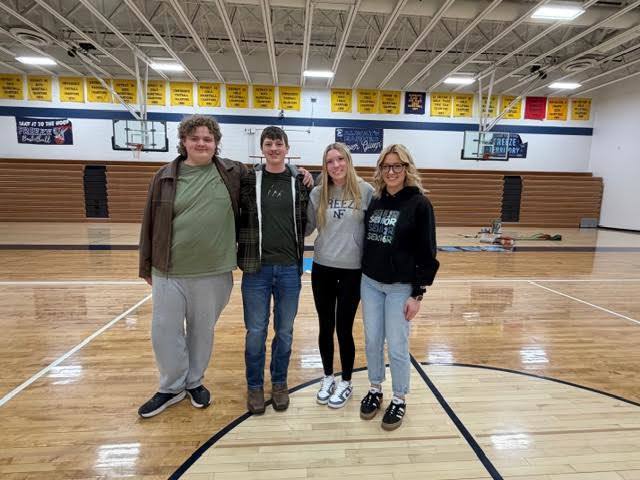 A few pictures from Meet the Freeze on Monday, March 16th - A huge thank you to everyone that came out to support our spring athletes !