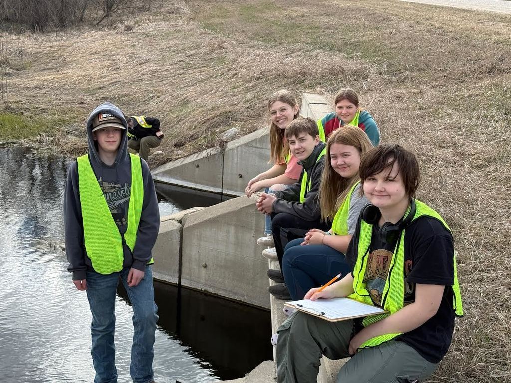 River Watch had its first sampling event this spring. We saw a turtle sunbathing and collected data on the quality of the local Middle River.
