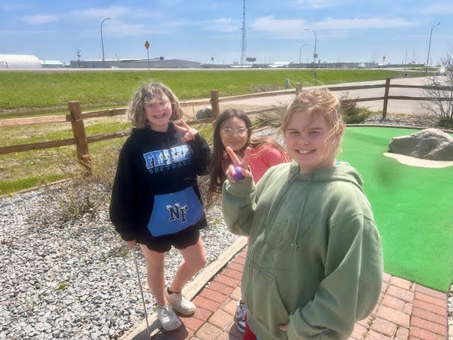 On Thursday May 21st, 5th and 6th grade students earned an AR reward trip to Falls Stay 'N Play for a round of mini golf, games, and treats! Great Job Students!