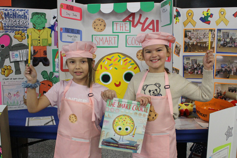 Students at the MCS LSIC Showcase