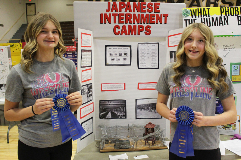 Lola Hicks / Aylah Irwin