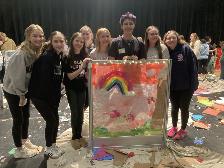 artists showcasing a piece