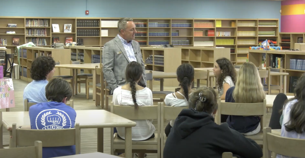 Superintendent Maine visits HOMS Leadership Class