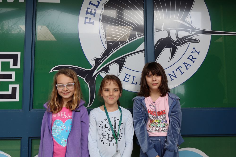 three spelling bee participants
