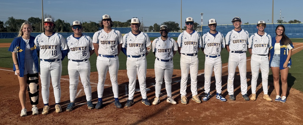 MCHS Baseball Seniors & Statisticians