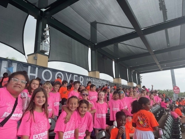 HSE Extended Day campers go to a ballgame