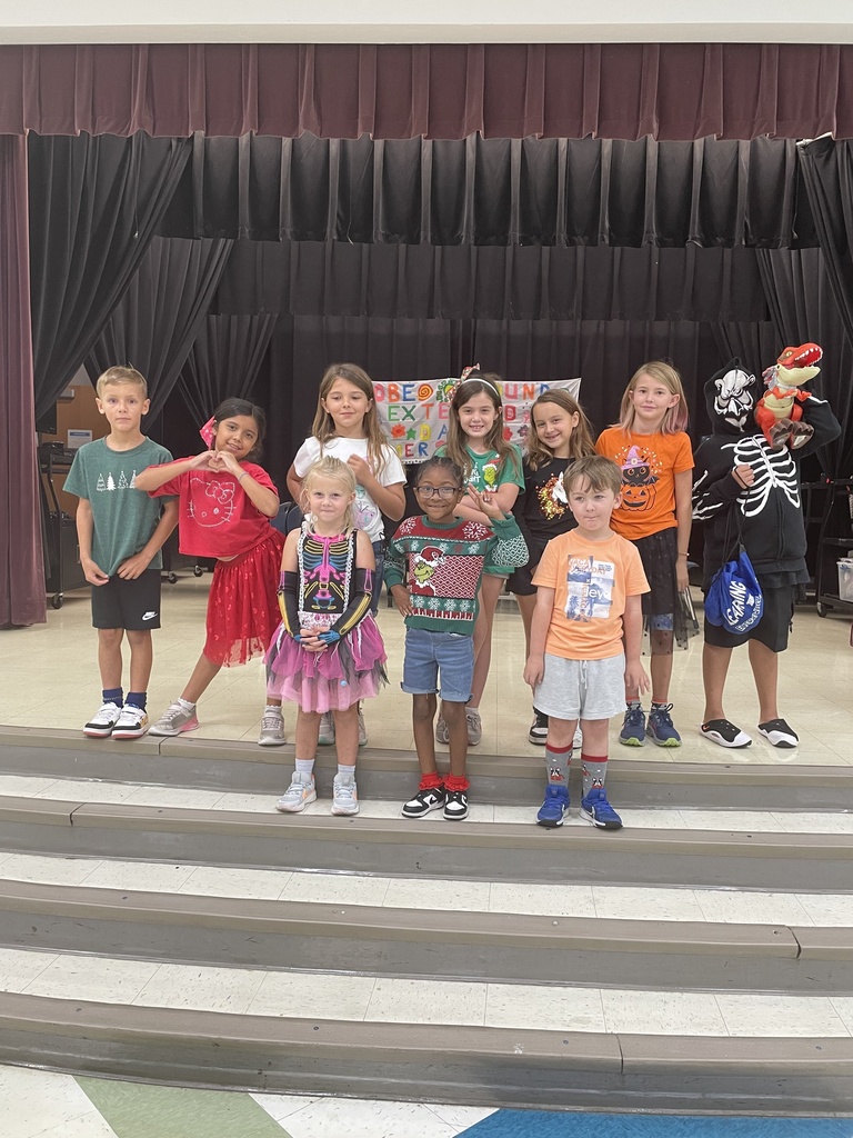 HSE Extended Day campers host a fashion show