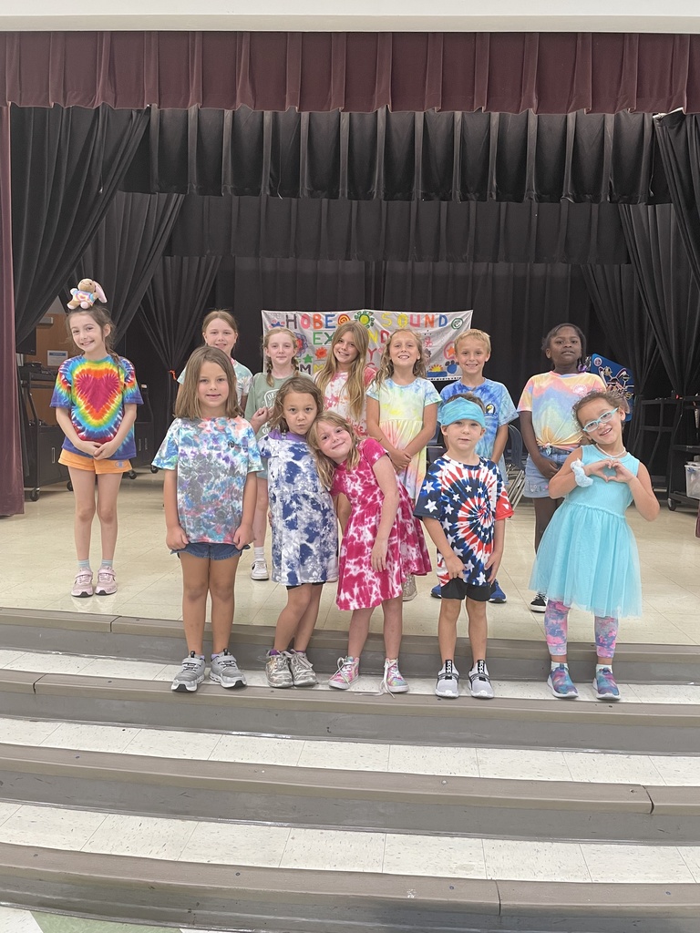 HSE Extended Day campers host a fashion show