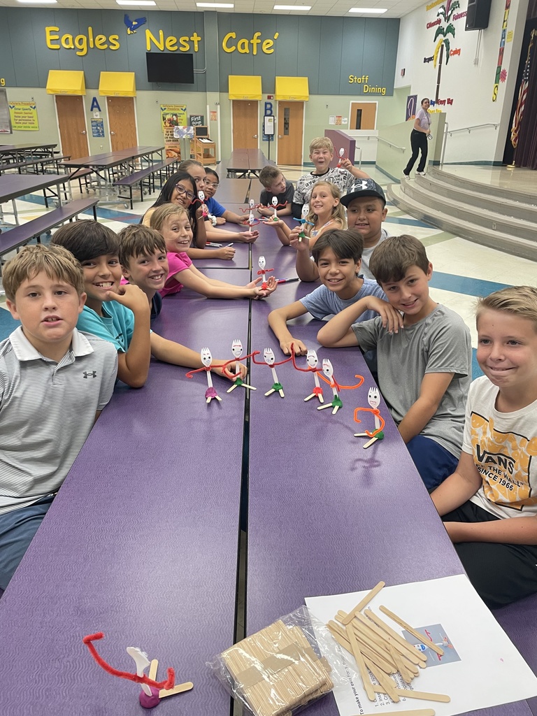 HSE Extended Day campers create crafts